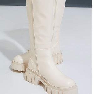 CREAM KNEE HIGH BOOTS